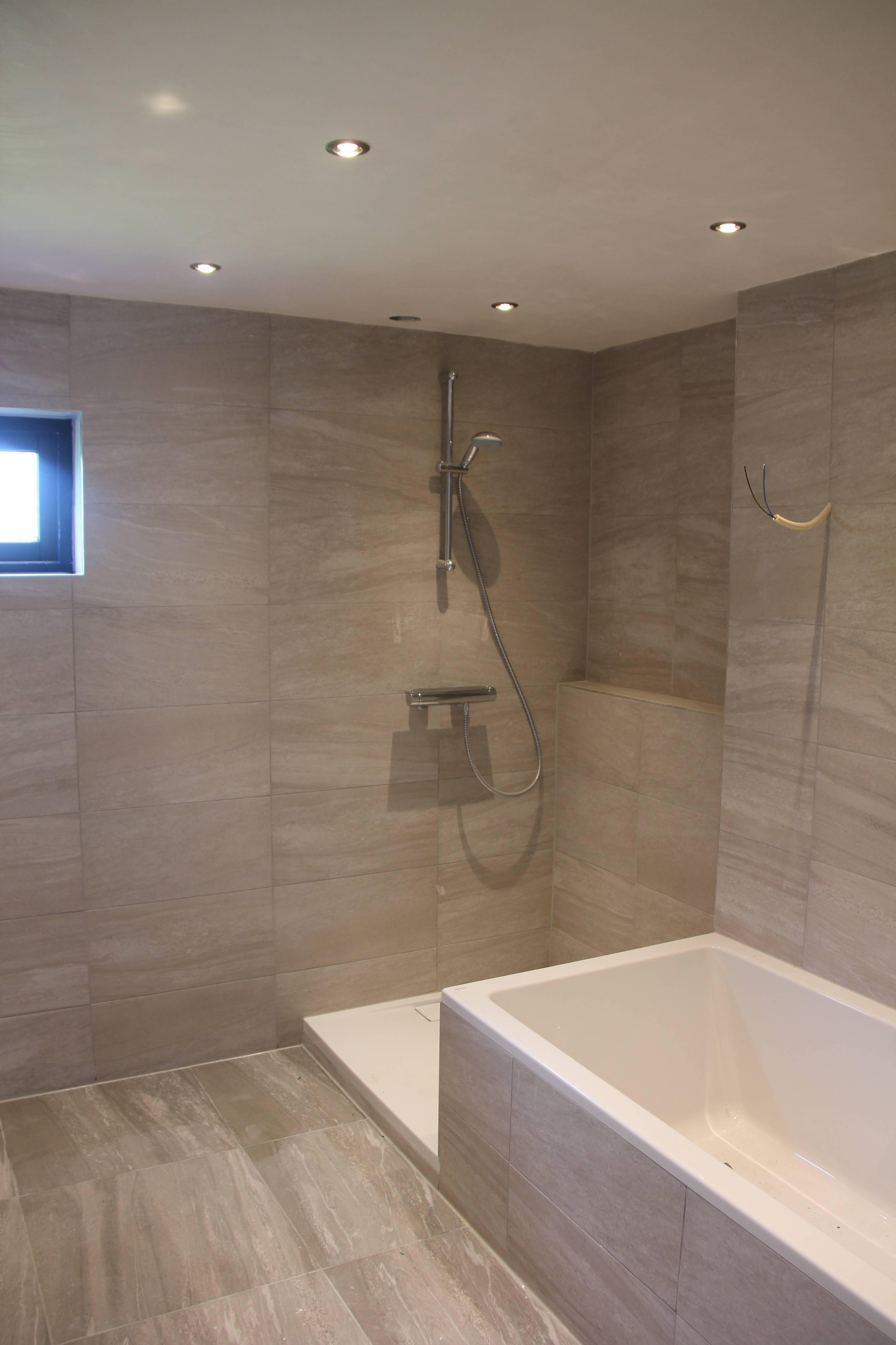 Verwonderend Verbouwen design badkamer - Douche Bad WC | Aannnemer Joh Visser EI-03